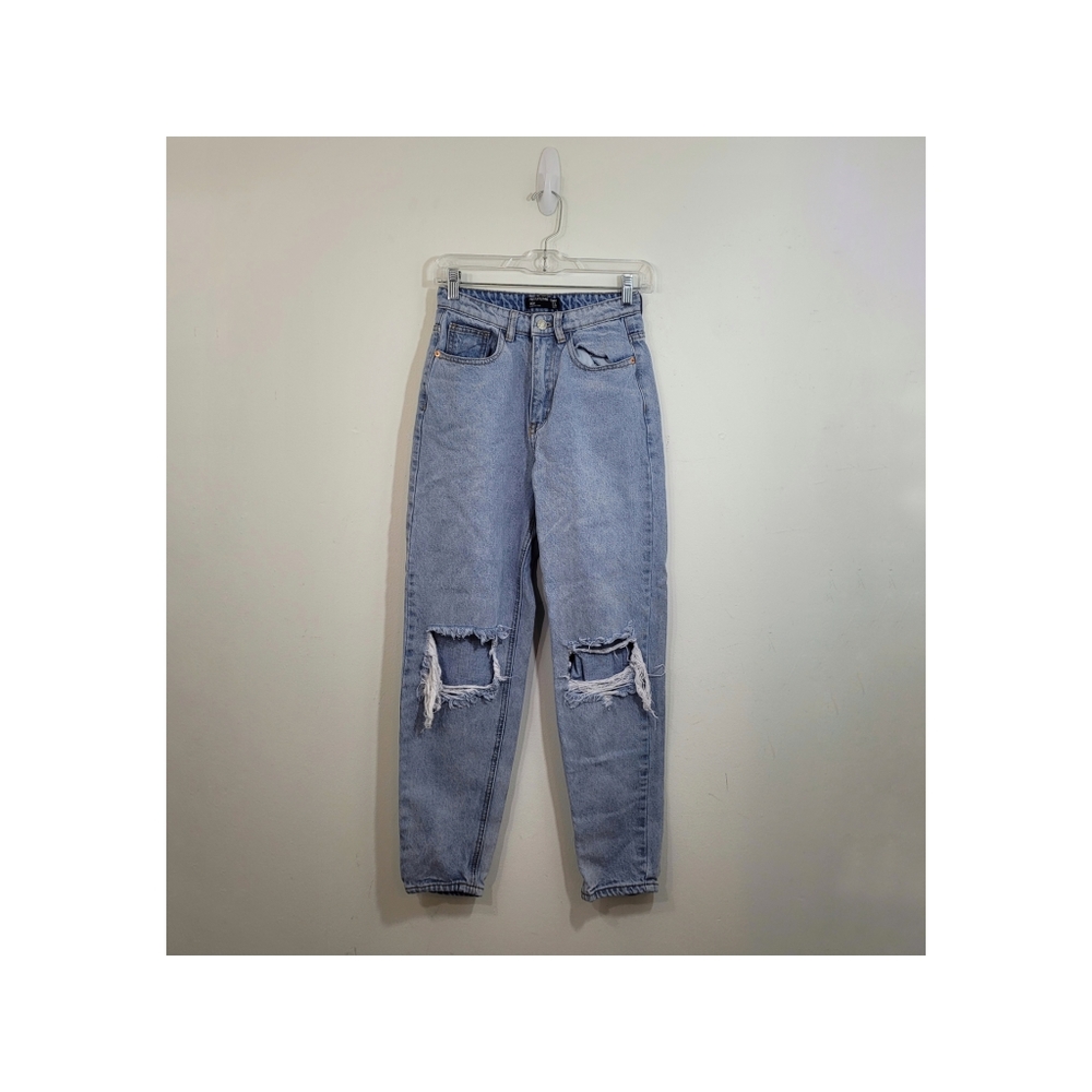 Pretty Little Thing Women's Hi Rise Blue Light WBash Distressed Denim Mom Jean